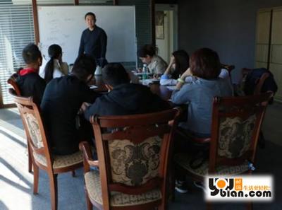 容艺教育新学期开学 李霞爆料演艺圈“潜规则”_明星八卦_娱乐资讯-邮编生活网